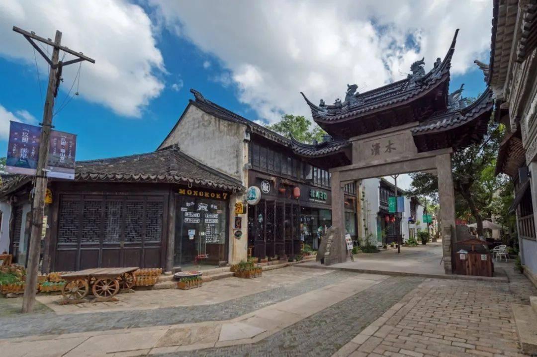 拥堵的停车场