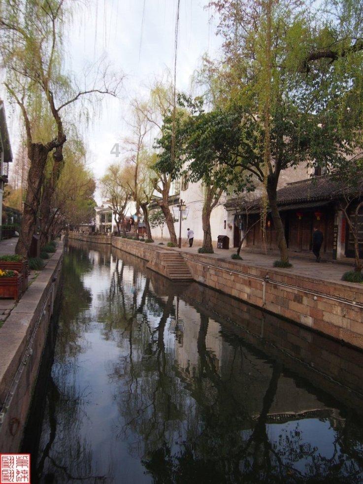 网站首页窗帘属于什么类目
